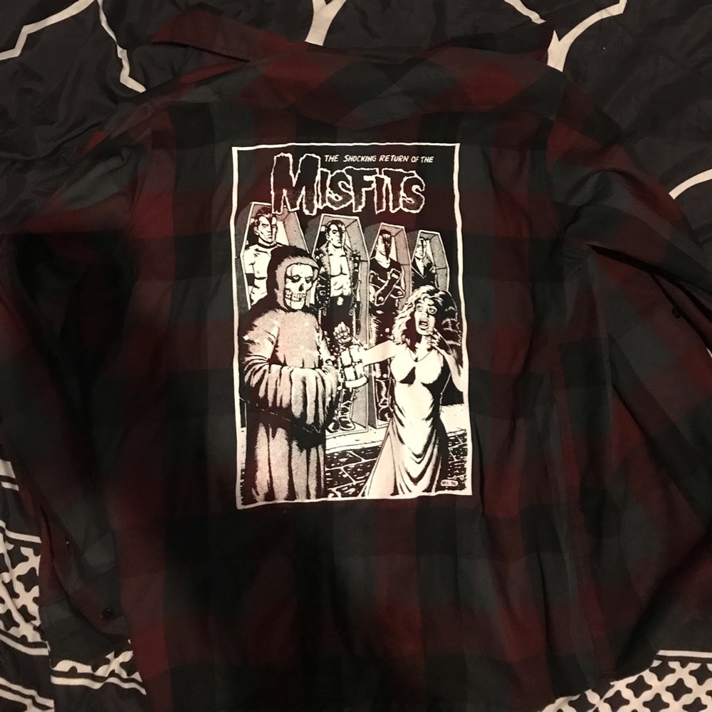 XL misfits flannel